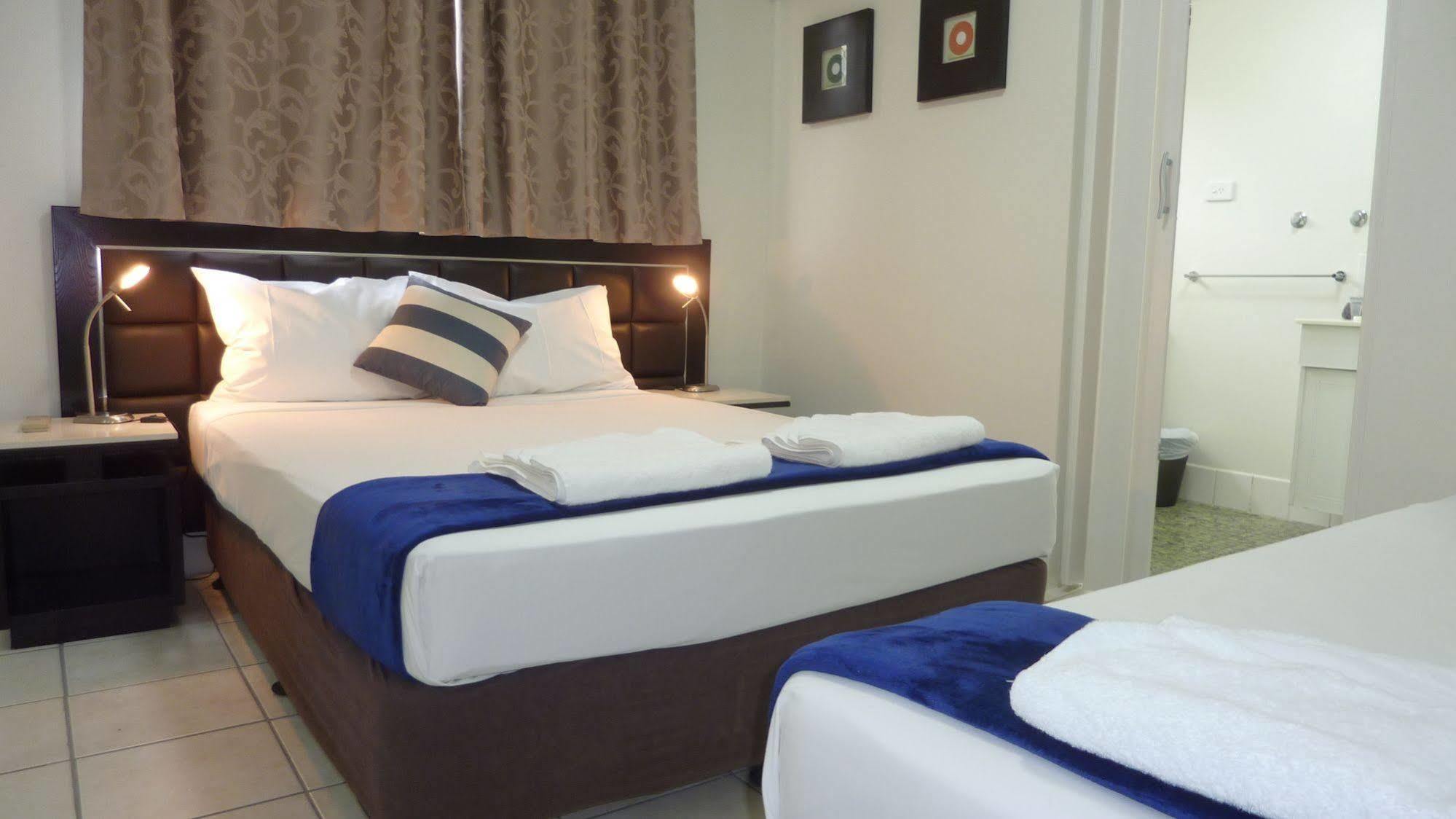 Jadran Motel & El Jays Holiday Lodge โกลด์โคสต์ ภายนอก รูปภาพ