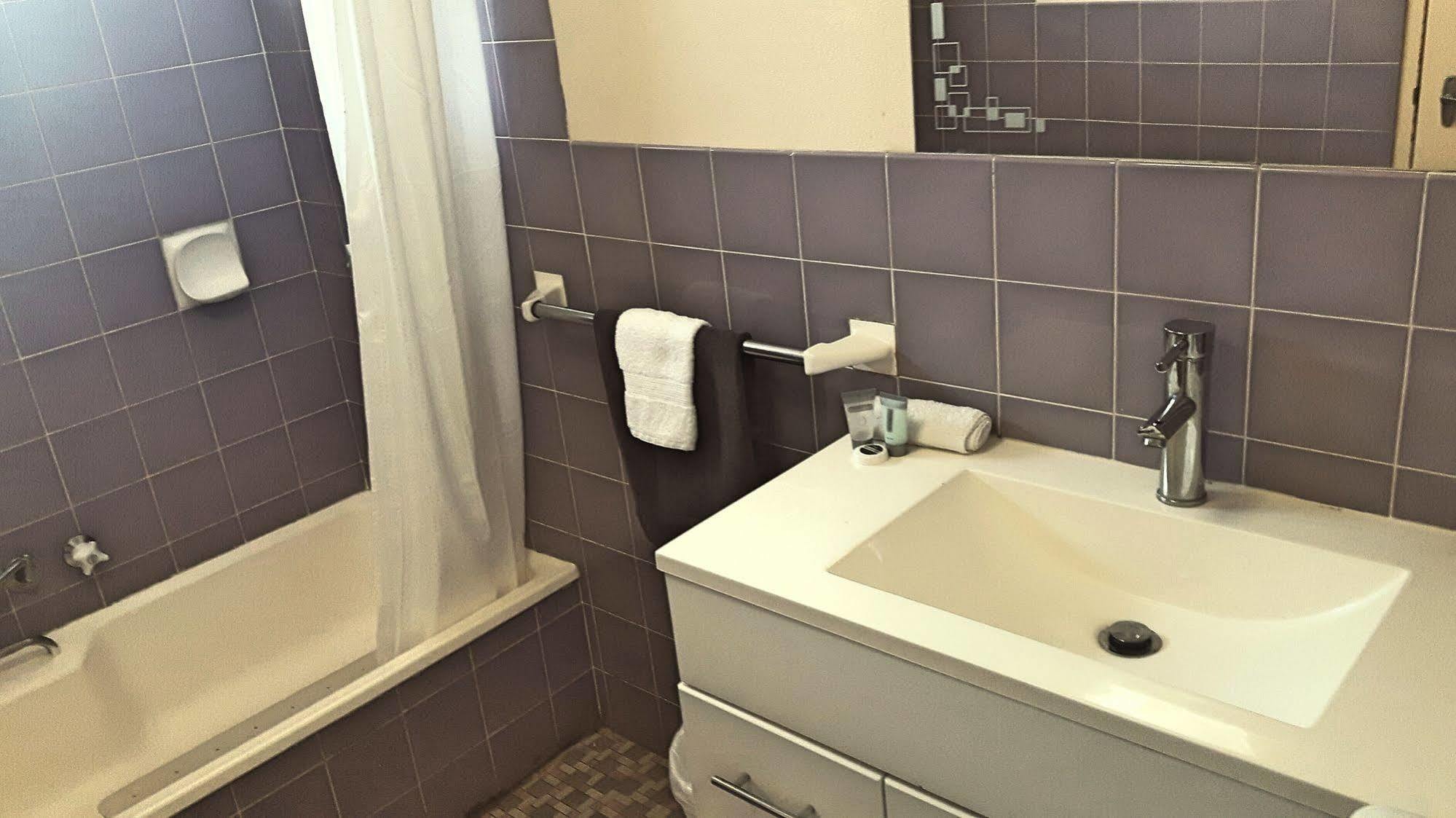 Jadran Motel & El Jays Holiday Lodge โกลด์โคสต์ ภายนอก รูปภาพ